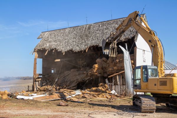 Barn Demolition in Fort Walton Beach