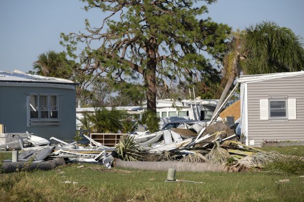 Double Wide Demolition in Fort Walton Beach
